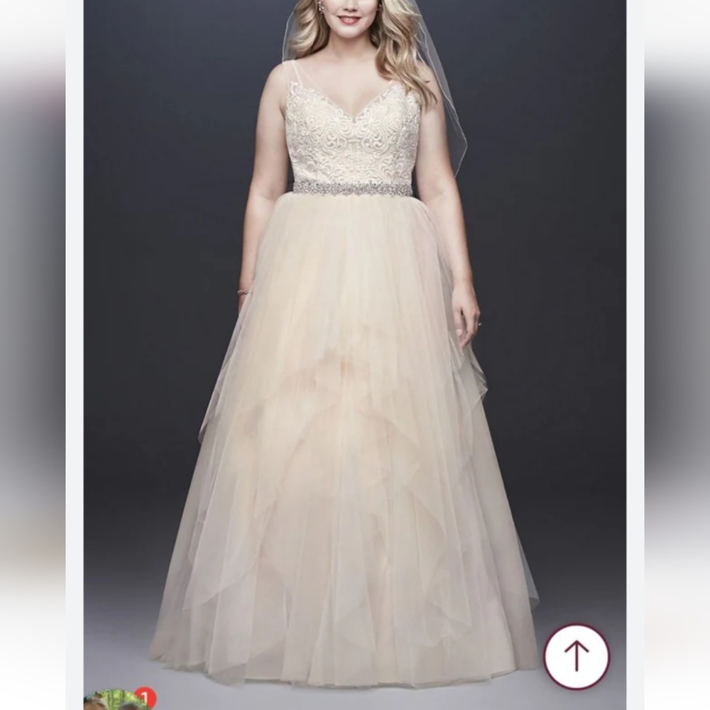 Davids Bridal Galina Tulle Wedding Dress